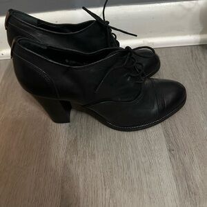 Elegant Black Women's Heeled Shoes